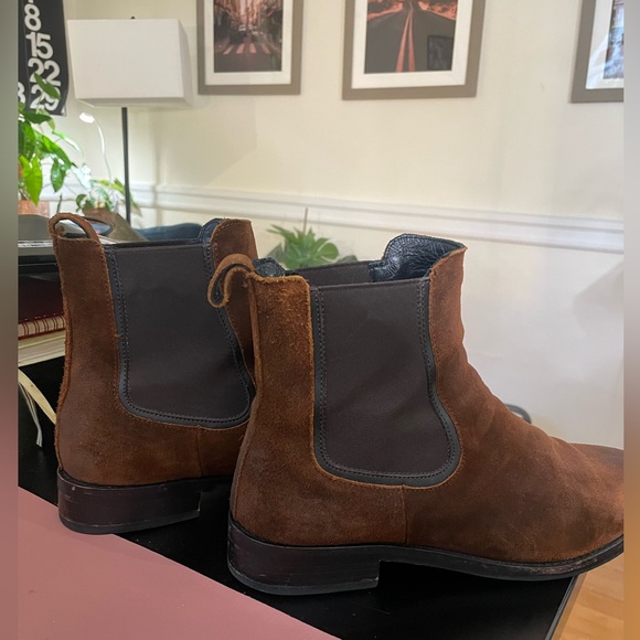 Thursday *Duchess* Chelsea boots - Picture 2 of 10